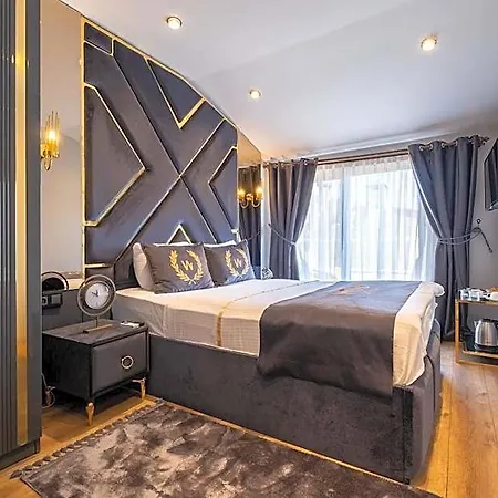 Hotel Wind 4*